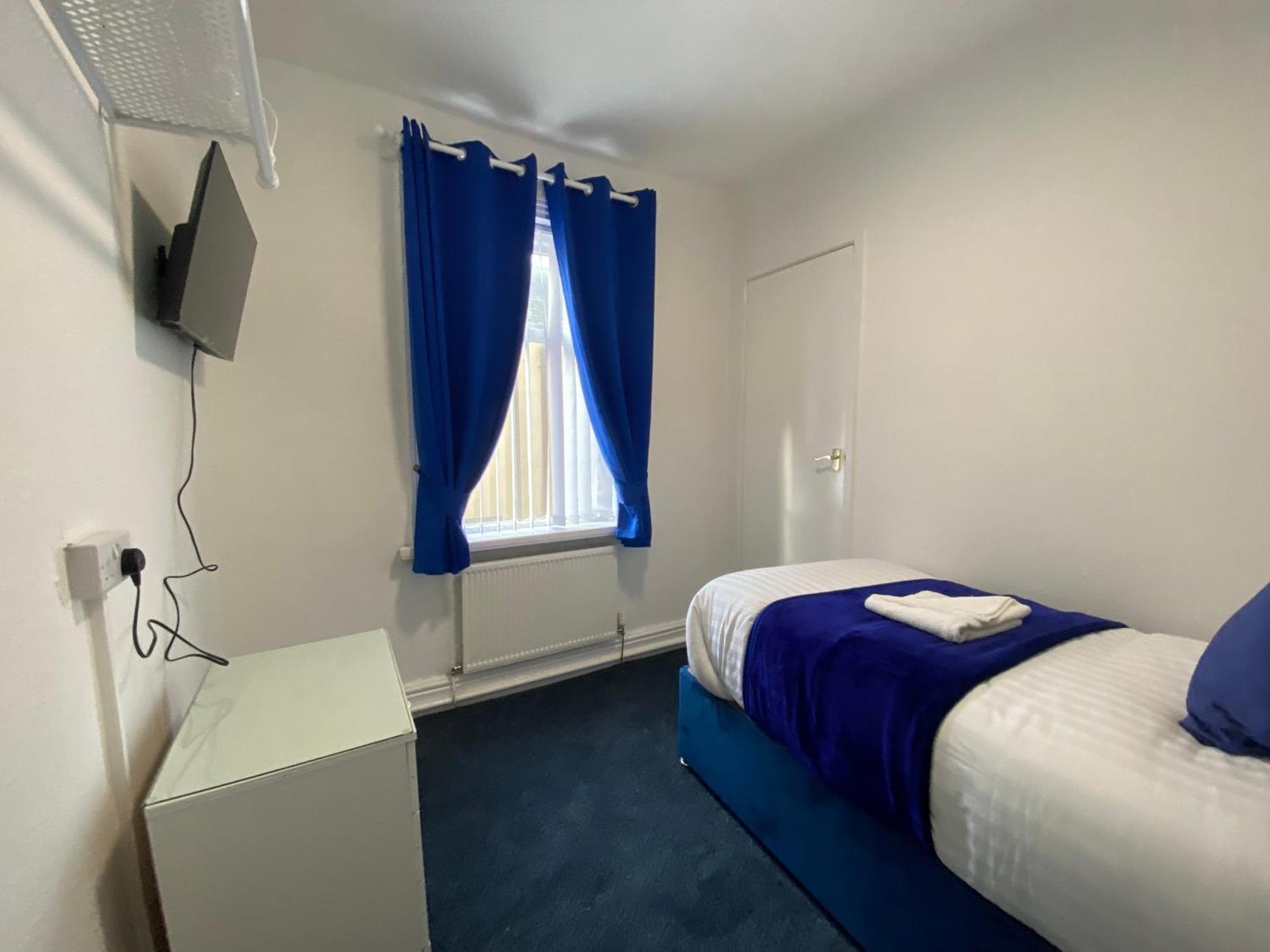 The New Athena Hotel 블랙풀 외부 사진
